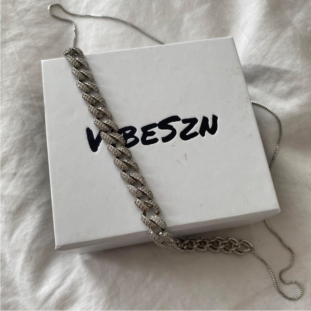 Vibeszn Silver Pavé Cuban Link Necklace - Silver